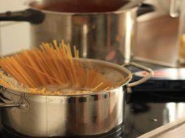 Best pressure cooker in India
