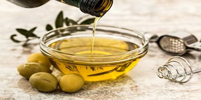 Best Olive Oil in India For Hair and Skin Best Olive Oil in India For Hair and Skin