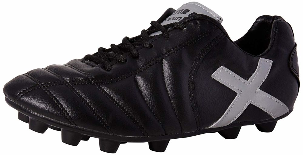 Best Football Shoes Under 1000 in India 2024 Buying Guide & Review