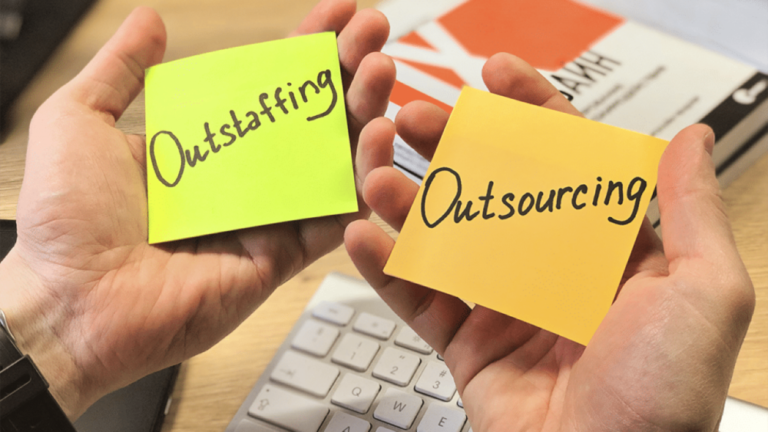 Outsourcing VS Outstaffing – 2024 Guide