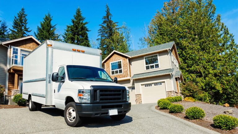 Key Tips to Stay Sane While Hiring a Rental Truck for Moving