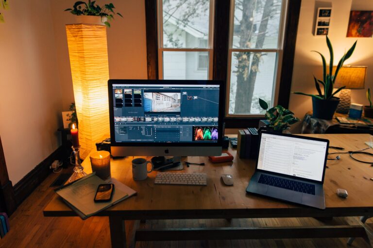 7 Useful Video Editing Tools & Programs for Newbies