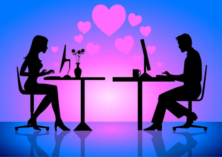 Core Reasons to Use Dating Websites to Find the Love of Your Life