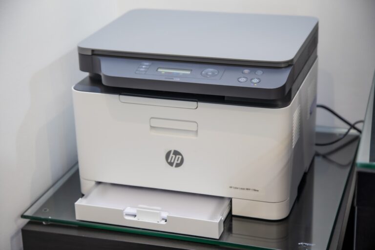 How Wired Printers Compare to Wireless Printers – 2024 Guide