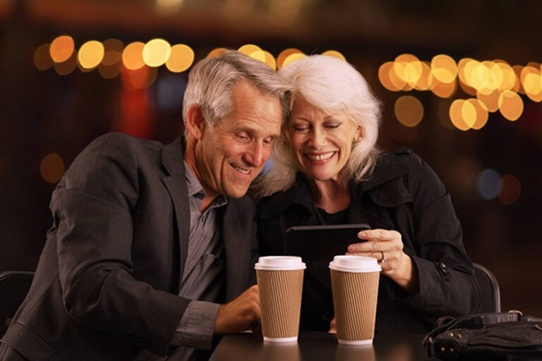 The Best 8 Dating Websites That Help Seniors Find Love Again