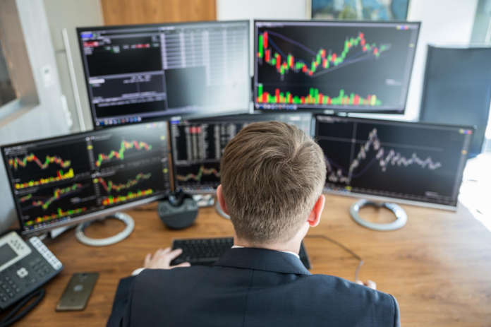 Computer For Trading