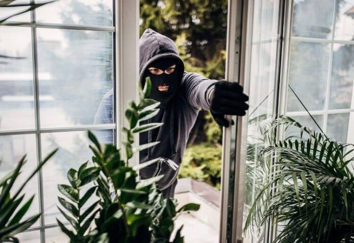 Burglars Might Be Casing Your Neighborhood