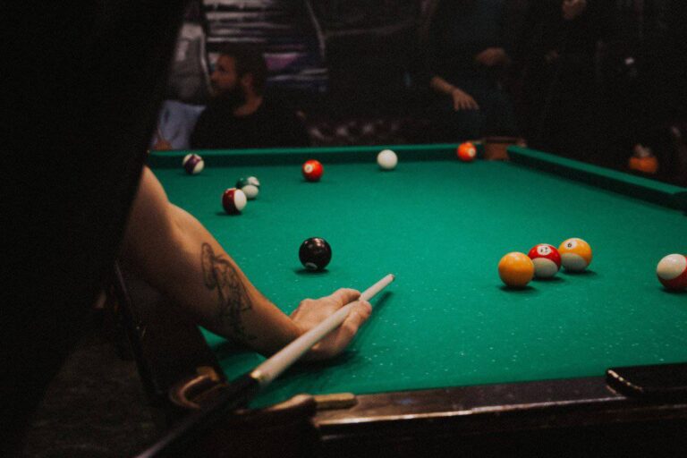 Can You Make A Living Playing Pool?