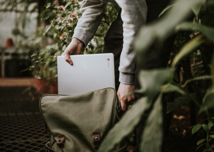 Online Safety Tips for Travelers