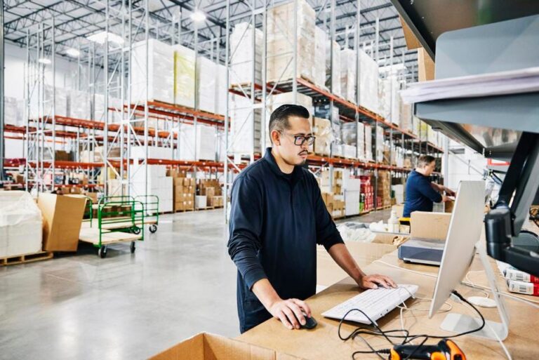 Leveraging Supply Chain Visibility Software for Improved Decision-Making